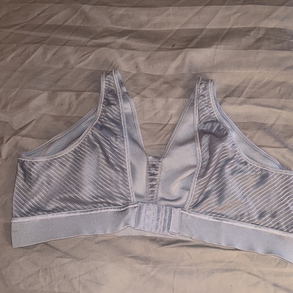 Jockey Plus Size Sport Bra - Picture 4 of 7